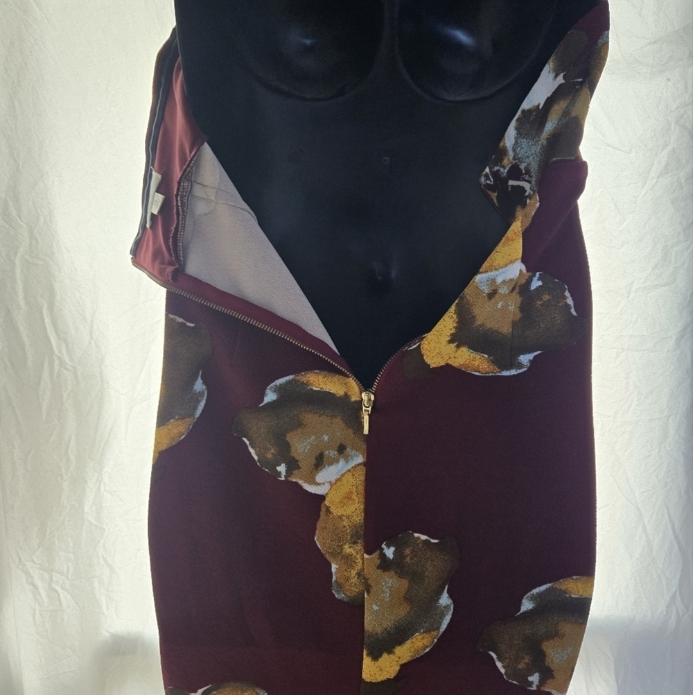 Beautiful Mermaid Floral Dress EUC - Picture 8 of 11